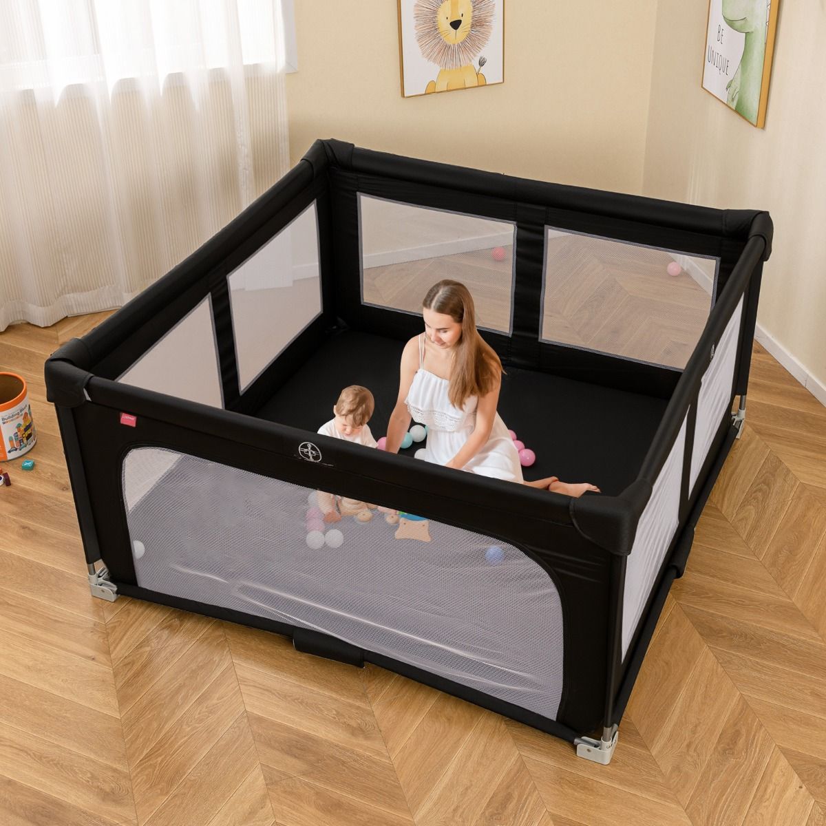 coast Baby Looprek 150 x 150 cm – Opvouwbaar Speelgitter met 50 Ballen, 4 Handgrepen & Ritsdeur – Zwart