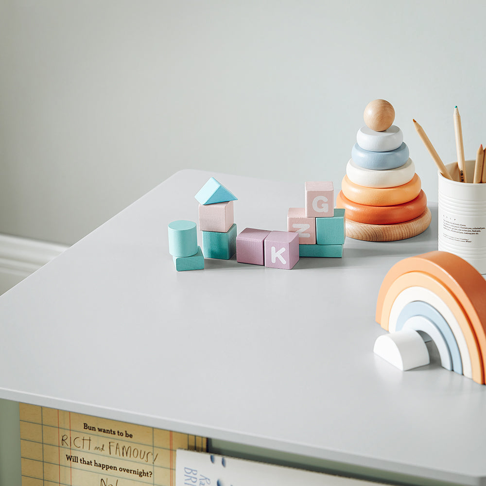 SoBuy Kindertafel met 2 stoelen - Max. 75 kg - 60 x 60 x 48 cm - Lichtgroen
