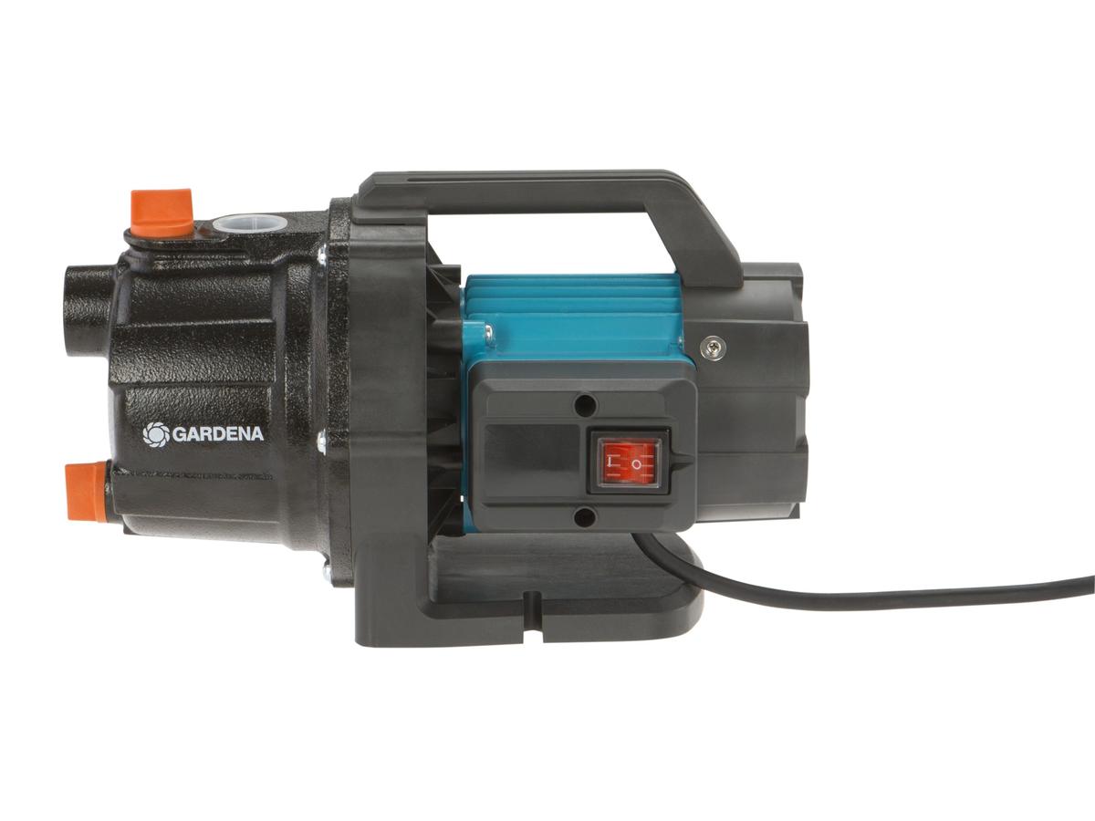 Gardena Besproeiingspomp 3700/4 Basic - 800 W - 3.700 l/u - Gietijzer - 41 m opvoerhoogte