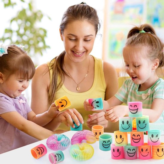 Partizzle 30x Traploper Klein Speelgoed Pakket - Trapveer Uitdeelcadeautjes - Slinky Grabbelton Traktatie Cadeautjes - Sensorisch / Fidget Toys - Voor Kinderen & Peuters