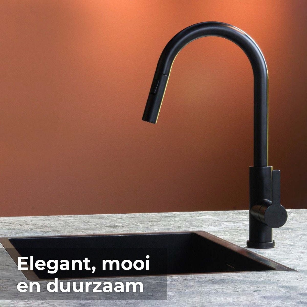 Mizzo Trigo Hoge Keukenkraan - Antibacteriële Sproeikop - 44 cm Hoog - Mat RVS