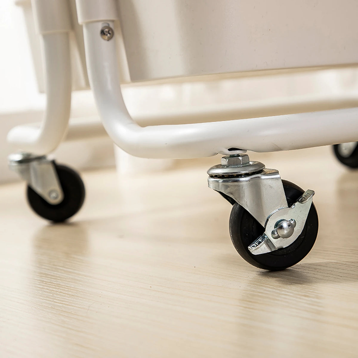 Maxcook Opbergtrolley MCWA982 - Wit - 3 Etages - Staal met Poedercoating - 360° Geluidsarme Zwenkwielen