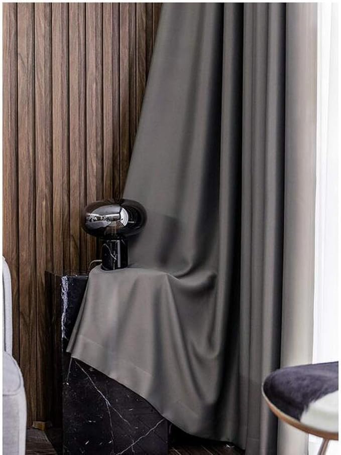 Home & Comfort Verduisteringsgordijnen - Verduisterend Thermisch Gordijn met Haken voor in De Woonkamer - Kinderkamer - Slaapkamer Inclusief Twee Bijpassende Stropdasruggen - 150 x 250 cm - Zilver Grijs
