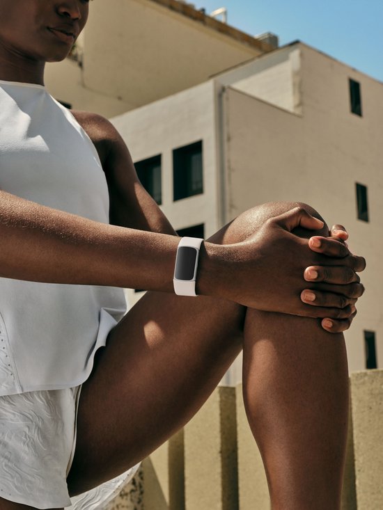 Fitbit Charge 6 - Activity Tracker - Zwart