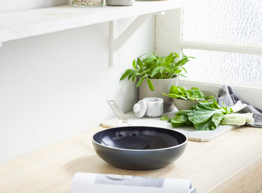 Electrolux Aluminium Wok - PFAS-vrij - 28 cm - Zwart