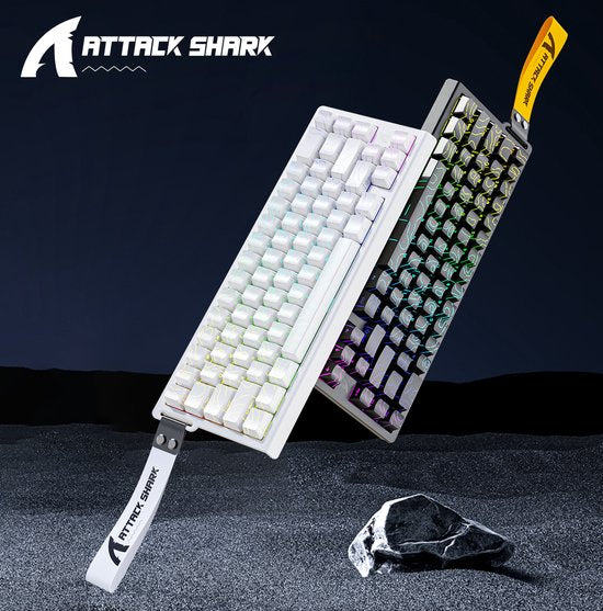 ATTACK SHARK X68HE - Magnetische Schakelaar Bedraad Gaming Toetsenbord - 66 toetsen - RGB - Zijde Gedrukte PBT-toetsen - Decoratieve Koord - 8Khz - 0.01mmRT - 0.125ms - Witte Contourlijn