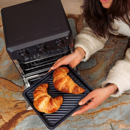 Safecourt 6-in-1 Airfyer oven - 100% PFAS-vrij - 6 programma’s - 80 tot 230 graden - Airfryer, bakken, roosteren, toasten, grillen & opwarmen - Zwart