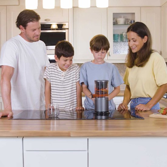 Livington JuiceBoost - draagbare sapcentrifuge op batterijen - 250 ml opvangbak - snoerloos - kleine sapcentrifuge - sapcentrifuge om mee te nemen - slow juicer voor fruit en groenten - vruchtensap