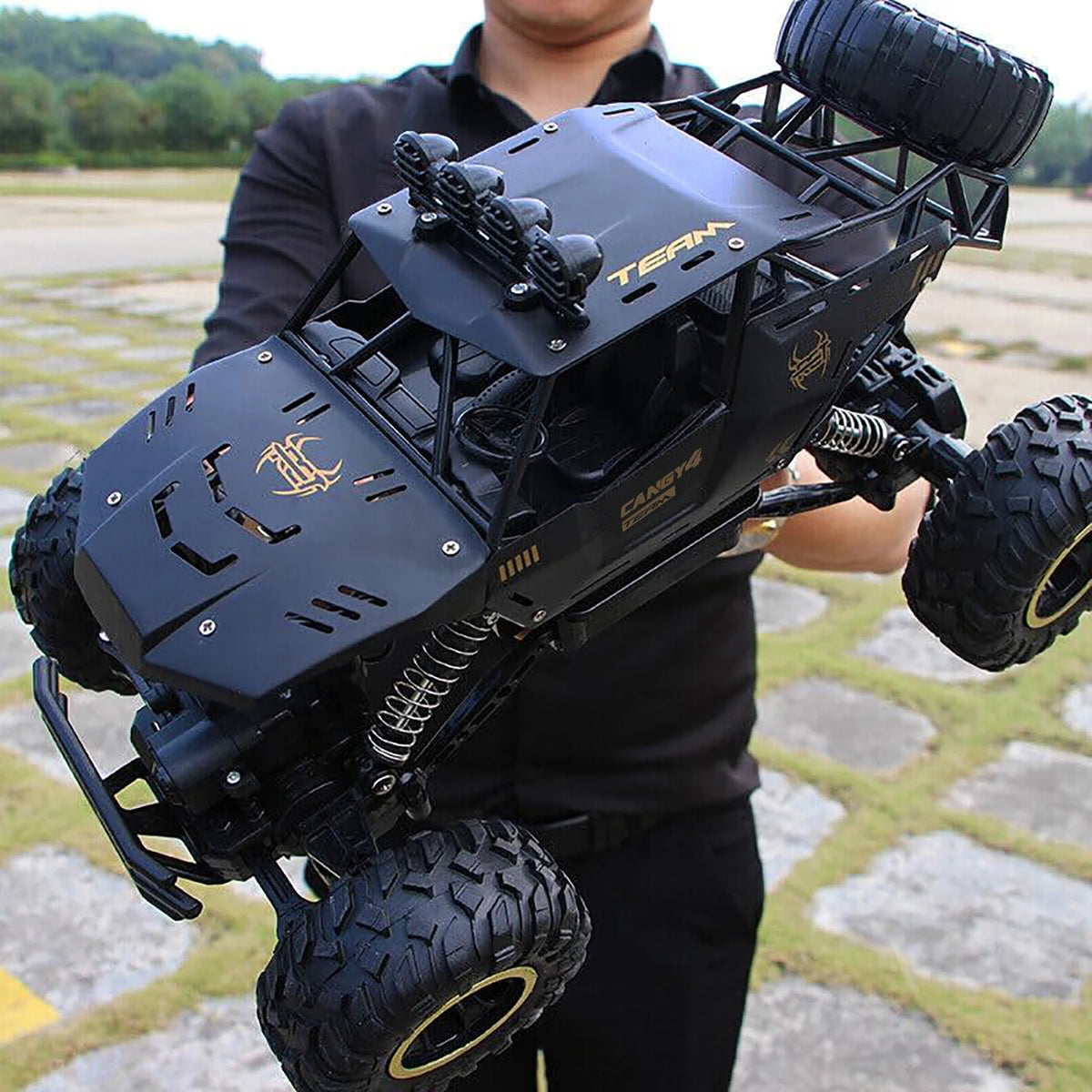 4DRC RC Monstertruck 1:12 - Off-Road 4WD - Metalen Behuizing, LED-Koplampen, 2 Accu's