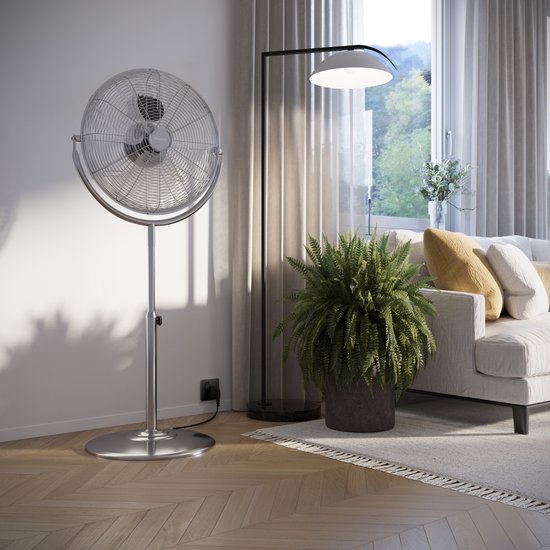 Statiefventilator XL 45 cm – Metalen Behuizing – Krachtige Luchtstroom – 3 Snelheden – Oscillerend – Tristar VE-5975