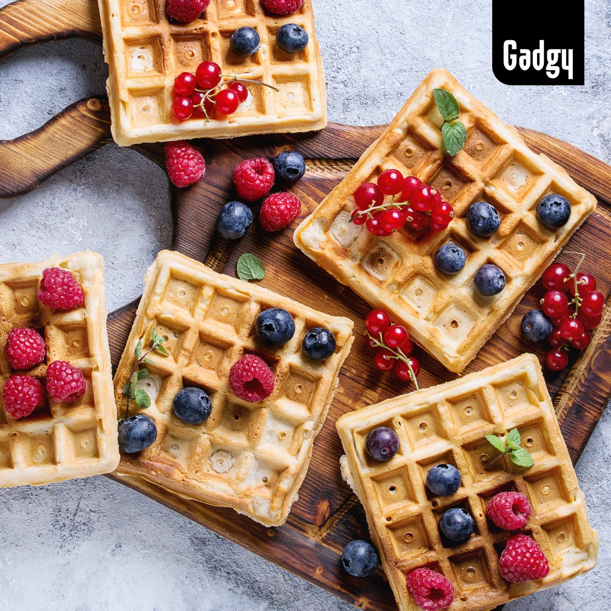 Gadgy Wafelijzer Voor 4 Wafels - Kunststof - 27.5x20x11 cm - Antiaanbaklaag - 1200 W - Wit