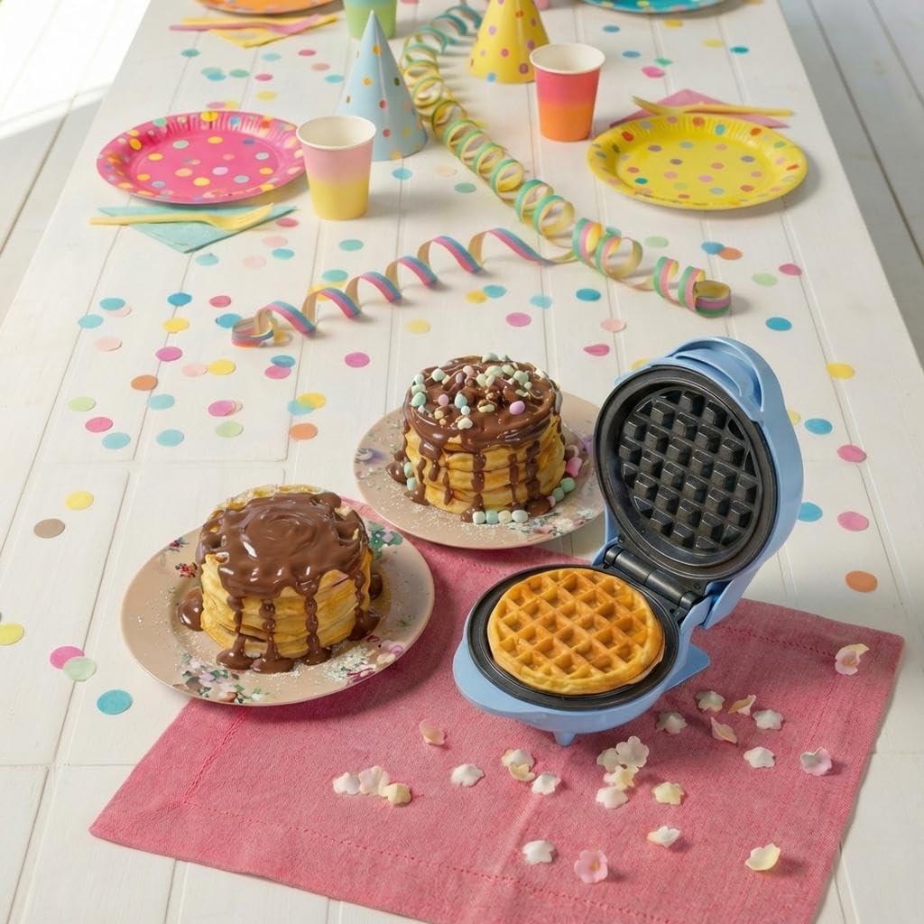 Bestron Mini-wafelijzer Retro Design - Antiaanbaklaag - Voor Kinderfeestjes en Kerst - 550 Watt - 15,4 x 11,3 x 20,3 cm - Blauw