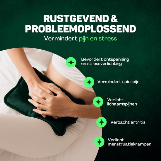 Vulpes Goods® - Elektrische Kruik - Zacht Groen Flanel - Digitaal Display - Draadloos & Energiezuinig - Incl. HandwarmerTegen Menstruatieklachten & Spierpijn - Warmtekruik voor in Bed