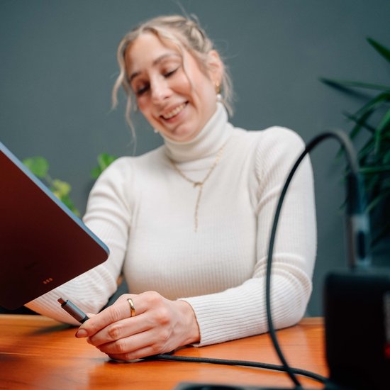 Verbatim Sync & Charge Kabel Usb-C Naar Usb-C 40Gb/S 240W Voor Telefoons