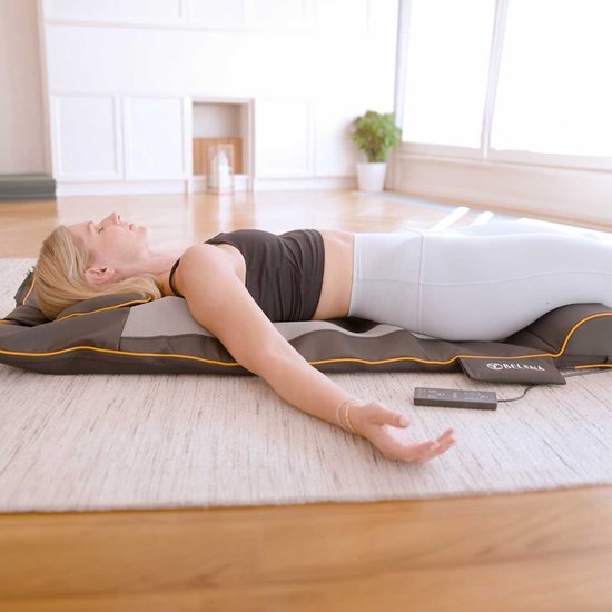 Belena Air Stretch - Lumbar & Yoga massagemat - full body massagemat met warmtefunctie - massage - rekken & strekken - 4 programma's - 3 intensiteitsniveaus - incl. afstandsbediening