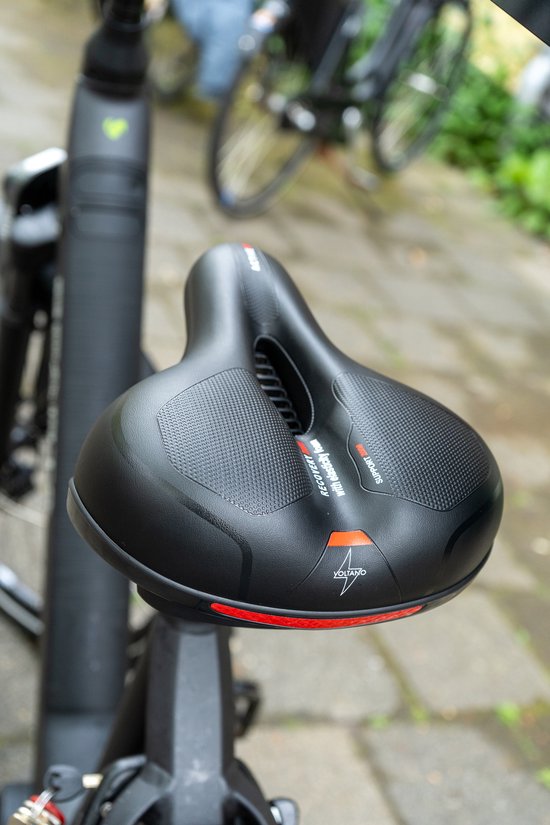 Voltano Fietszadel Met Gelpads - Zwart/Rood - Uitsparing - Zadelvering - Unisex - Inclusief Zadelstrop
