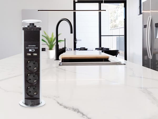 Perel Pop-Up Stekkerblok Met 3 Stopcontacten - 2 X Usb - Randaarde