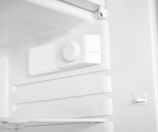 Tomado TRT5501W Tafelmodel koelkast energiezuinig - 109 liter - Met vriesvak - 55 cm breed - Stil: 37 dB - Led-verlichting - Energielabel C - Vrijstaand - Wit