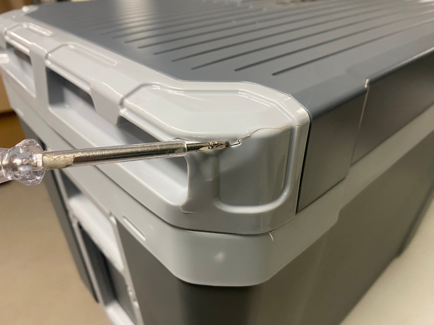 MOA Koelbox Elektrisch 12v 230 volt - Coolbox 40L - Frigobox - Auto en Camping - Grijs