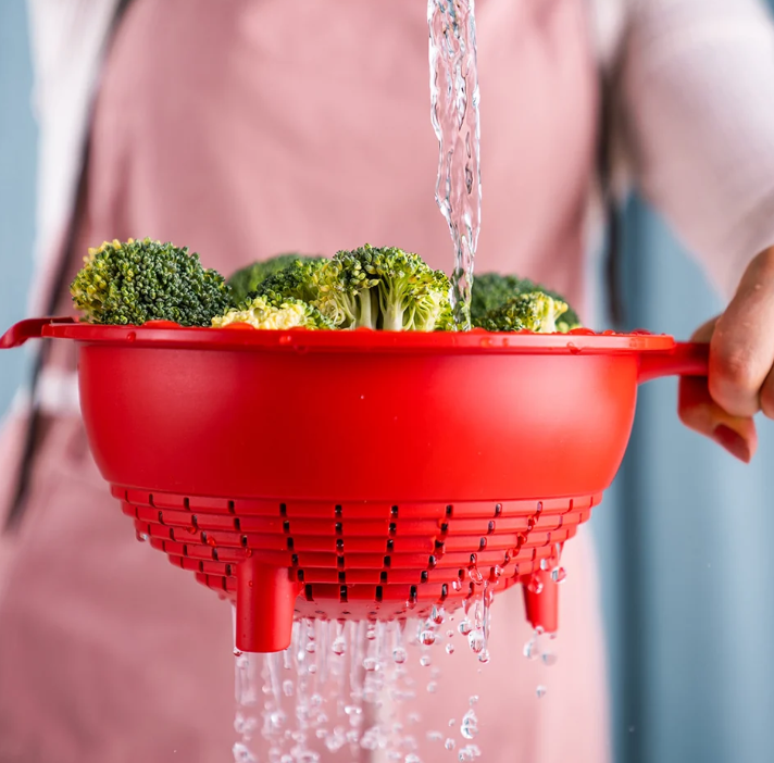 Tupperware Dubbele Vergietset 2-delig – 400 ml & 2 L – Rood & Wit