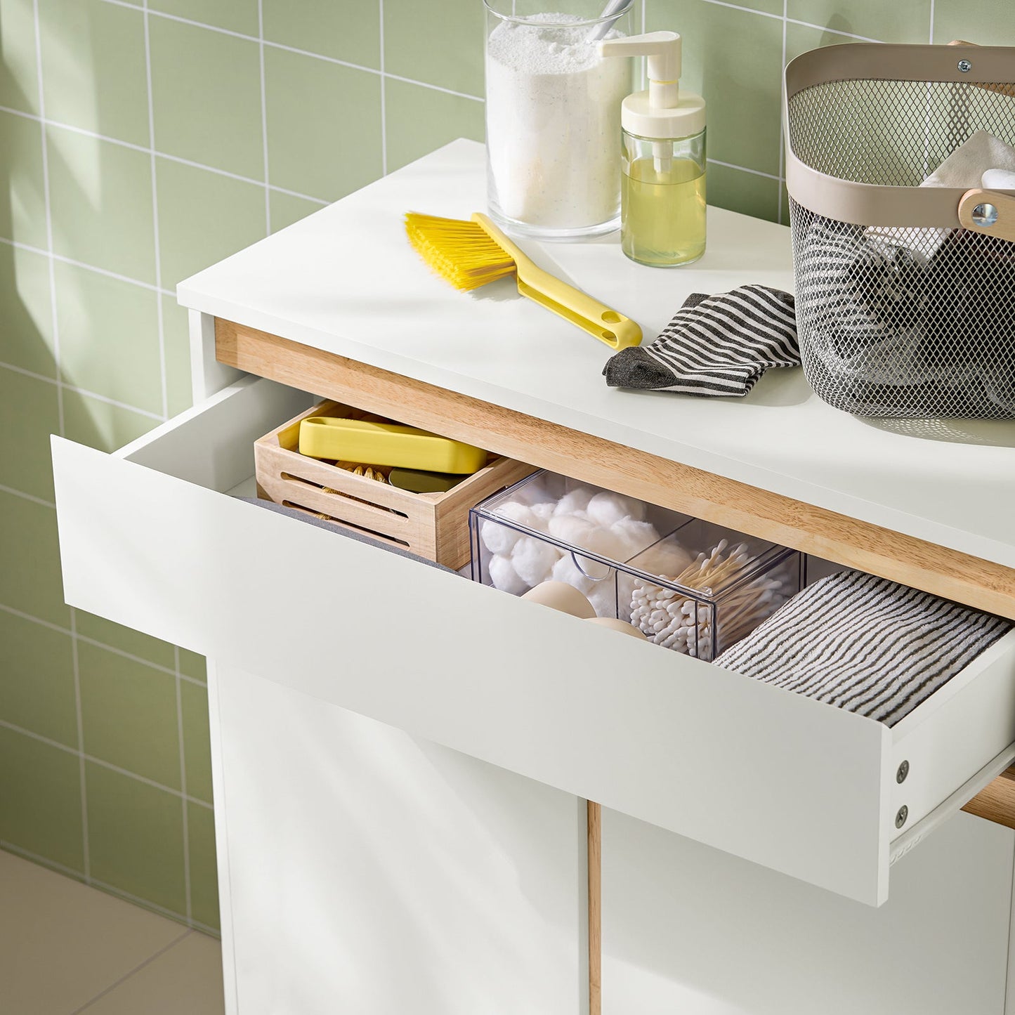 SoBuy Onderkast Badkamer – Met Lade & Uitneembare Waszak – 71 x 33 x 85 cm – Wit