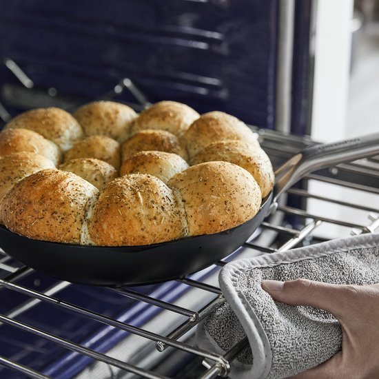Greenpan Omega keramische inductie koekenpan met deksel 30cm - PFAS-vrij - Inductie pan - Inductie koekenpanpan - Vaatwasserbestendig - Ovenbestendig tot 200°C - Krasbestendig - Stapelbaar - Aluminium - Zwart
