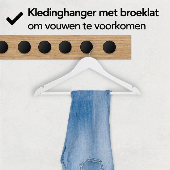 Infinity Goods 30 Houten Kledinghangers Wit - Kleerhanger - Inkeping en Broeklat - Metalen Haak - Volwassenen - 30 Stuks - Wit