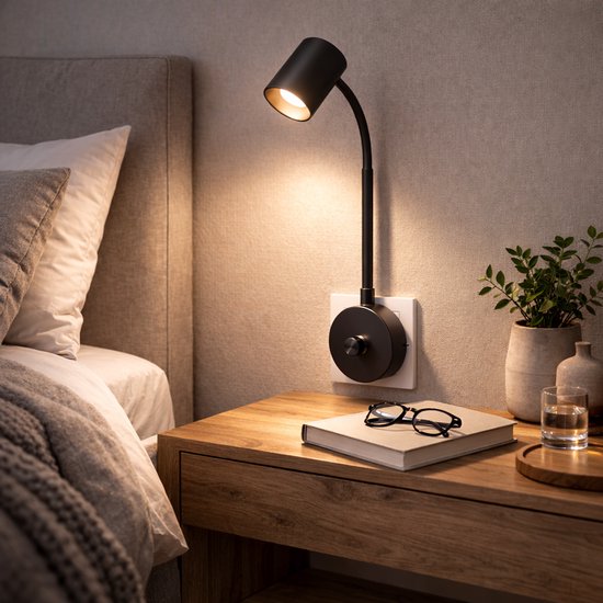 Smartwares IDE‑60066 – Dimbare Warm Witte Nachtlamp – 2700-3000K - 200 Lumen – Flexibele Hals – Direct in Stopcontact – Zwart – Leeslamp / Sfeerlamp
