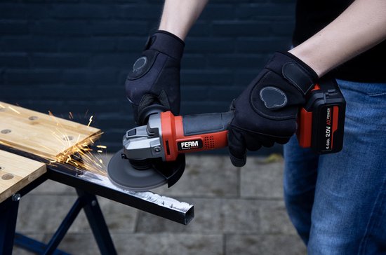 FERM - AX-POWER - AGM1126 - Accu - Haakse slijper - 125 mm - 20Volt - 8000t/min - Softgrip - Zijhandgreep op twee plaatsen - Verstelbare beschermkap - Veiligheidsschakelaar - Zonder accu en zonder lader - Geschikt voor AX en FX accu platform