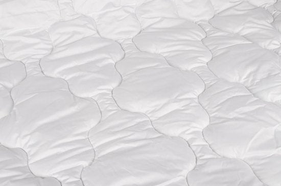 Cinderella Mellow Dekbed Zomer - 1 Persoons - Synthetische Vulling - Katoenen Tijk - Anti-allergie - 140x220 cm