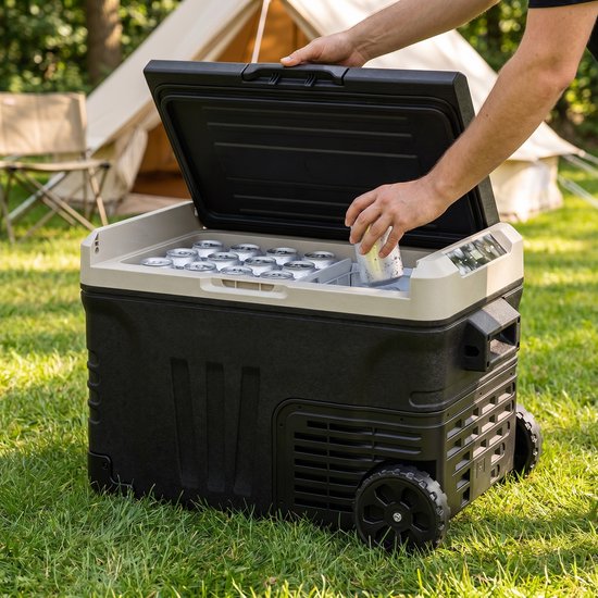 Auronic Elektrische Koelbox - Compressor - 50L - 12V en 240 volt - Camping Koelkast - Frigobox Auto - Met Wielen en Hendel - Zwart