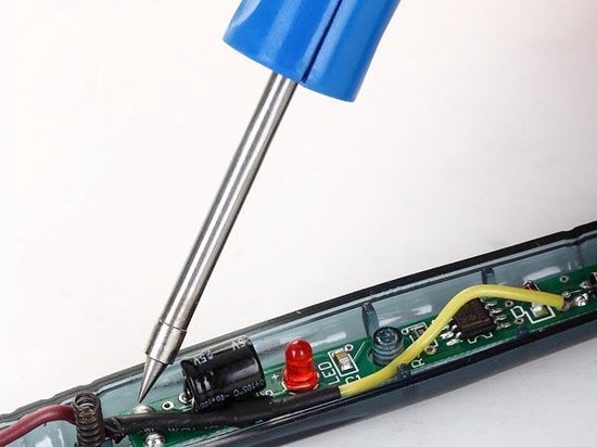 Velleman 3-in-1 piepschuimsnijder, inclusief 3 opzetstukken en voedingsadapter, 8 W