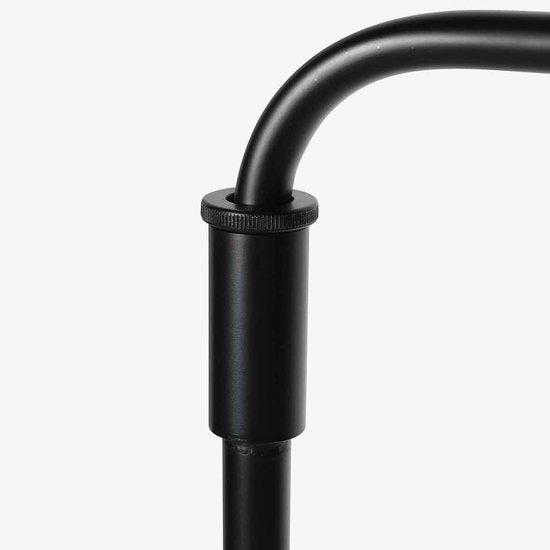 Zwarte Vloerlamp Bloeba 4169ZW van Steinhauer met verstelbare hoogte (150-165 cm) en uitrekbare zwenkarm tot 66 cm, metalen basis met blauwe velours kap Ø40cm, trendy design voor binnen.