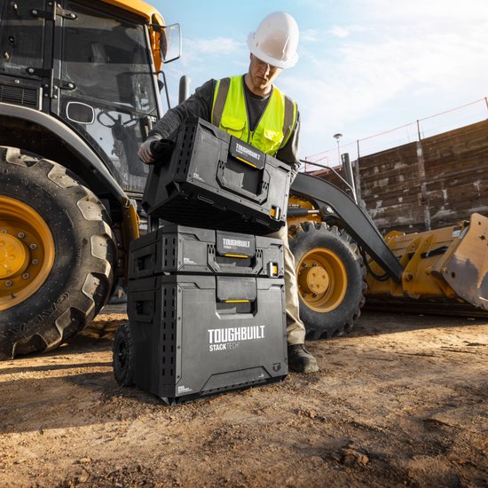 Toughbuilt StackTech Set Gereedschapskist Opbergruimte met wielen 3 st. ( TB-B1S3-B70R ) IP65 + 2x StackTech Gereedschapskist Zwart