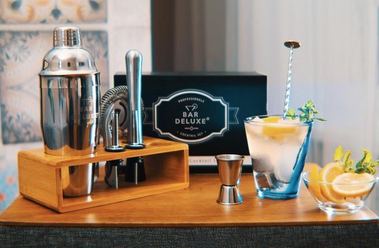 BarDeluxe® Cocktail Set - 13-Delig - Cocktailshaker 750 ml met Bamboe Standaard, Receptenboek & Whiskey Stones - Luxe Cadeauverpakking