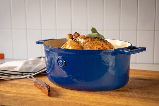 Saveur Voyage Braadpan Ø30 cm – Ovaal Gietijzer – PFAS-vrij – Geschikt voor Inductie & Oven – Klassiek Blauw – Voor Grote Maaltijden, Stoven & Slowcooking
