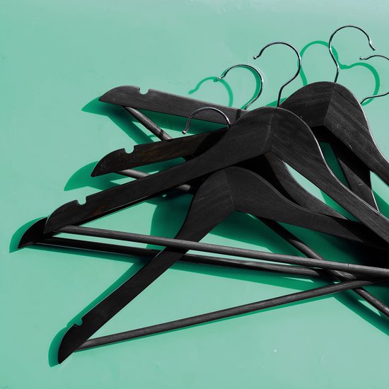LifeGoods Kledinghangers - Met Broeklat - Hardhout - Zwart - 20 Stuks