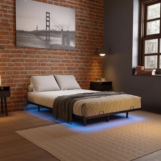 Metalen Bed Palamos - 140 x 200 cm - Incl. LED - Zwart