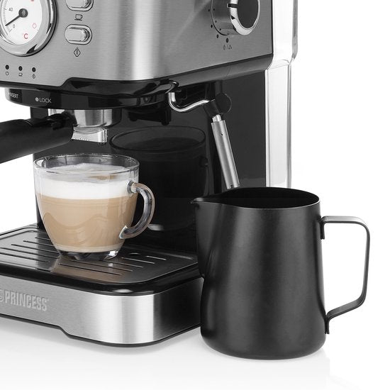 Koffiezetapparaat - Princess 249412 Espressomachines voor gemalen koffie – Met melkopschuimpijpjes voor cappucino en latte macchiato – 2 kopjes - Consumentenbond Beste Koop