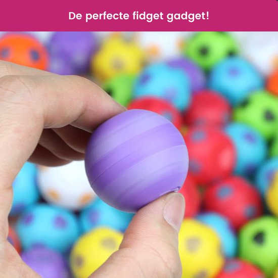 Partizzle 32x Mini Voetbal Fidget Spinners Pakket - Uitdeelcadeautjes - Grabbelton Toys Traktatie Cadeautjes - Voor Kinderen & Peuters