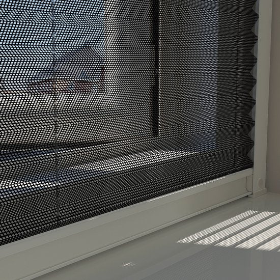 Livn plissehor raam Plus 100x155cm wit - Geschikt voor naar buiten draaiende ramen en dakramen - Montage op het kozijn - Breedte 35 cm inkortbaar, hoogte onbeperkt