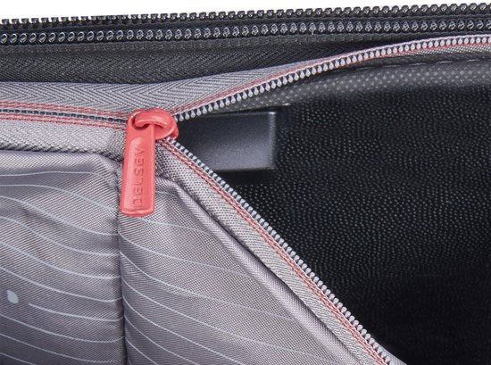 Delsey Helium DLX 78 cm Vergrootbare Reiskoffer - Zwart
