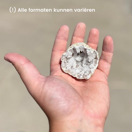 Partizzle 25x Ruwe Bergkristral Geodes - Zelf Open Maken - Kristallen / Edelstenen Mineralen Maken - Uitdeelcadeautjes Voor kinderen - Grabbelton Traktatie Cadeautjes - Medium 2/4 cm
