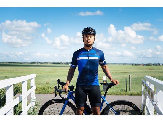 AGU Tesero Fietshelm - Zwart - L/XL - incl. insectennetje