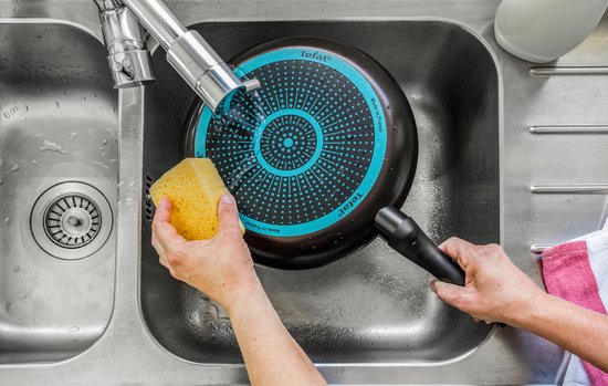 Tefal Easy Cook & Clean - Koekenpannenset - Ø24 en Ø28 cm - Niet Geschikt voor Inductie - Anti-aanbaklaag - Aluminium - Zwart