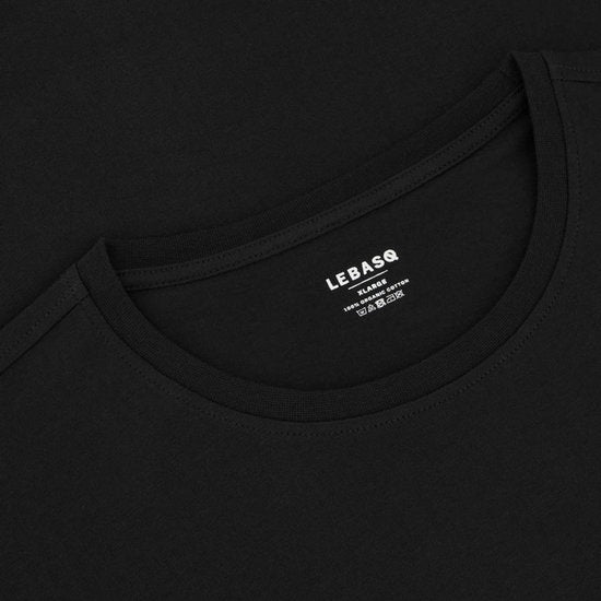LEBASQ - The Baker - T-shirt - Met korte mouw - Pitch Black - Zwart - XL - biologisch katoen - 3D print op borst