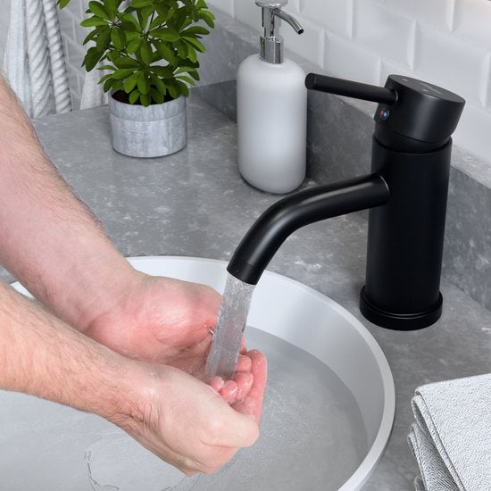 Mirlux Wastafel Kraan Zwart - Was tafel Mengkraan Badkamer - Wastafelkraan - Fonteinkraan / WC Kraan - Kraantje - Koudwaterkraan & Warmwaterkraan - Toiletkraan Koud & Warm Water