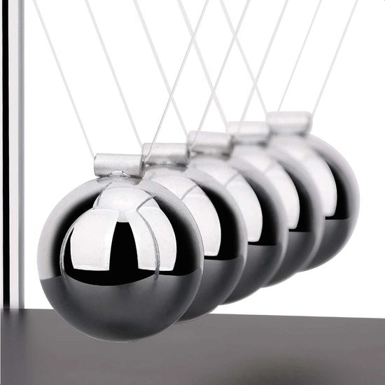 Newton cradle XL - Hoogwaardige Newton Pendel - Pendulum - Ballen - Kantoor - Decoratie - Natuurkunde - Accessoires - Bureau