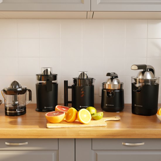 KitchenBrothers Citruspers - Handmatig - Met Uitloop en Handvat - 1L - Zwart