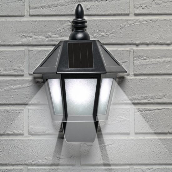 Grundig Solar LED Muurlamp Vlam Effect & Koel Wit - 2 Modi - Werkt Op Zonne-energie - IP44 - 6-8 uur